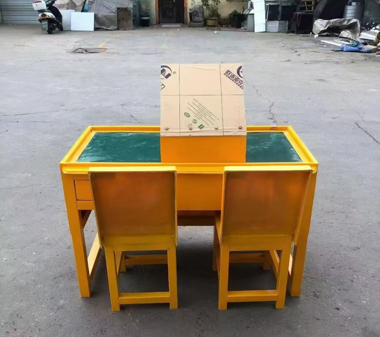 鹿城防静电导通桌井下煤矿火工品发放桌：危险品流转的安全守护者